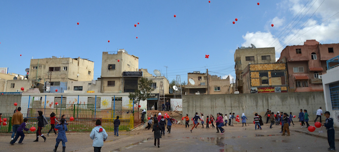 syria-crisis-red-balloons-84932-670px.png