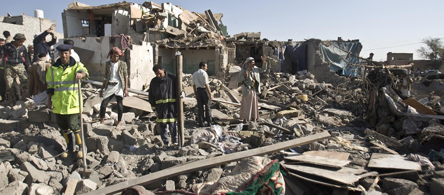 searching-for-survivors-in-yemen.jpg