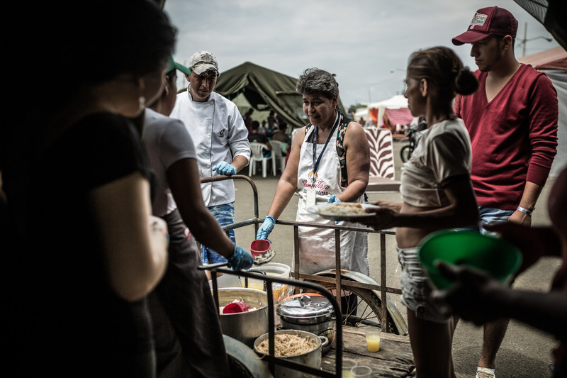 Oxfam&#039;s water tanks and distribution pipes help improve the living conditions of more than 1,000 people in the camp.
