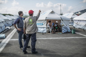 oes_31152-ecuador-oxfam-staff.jpg