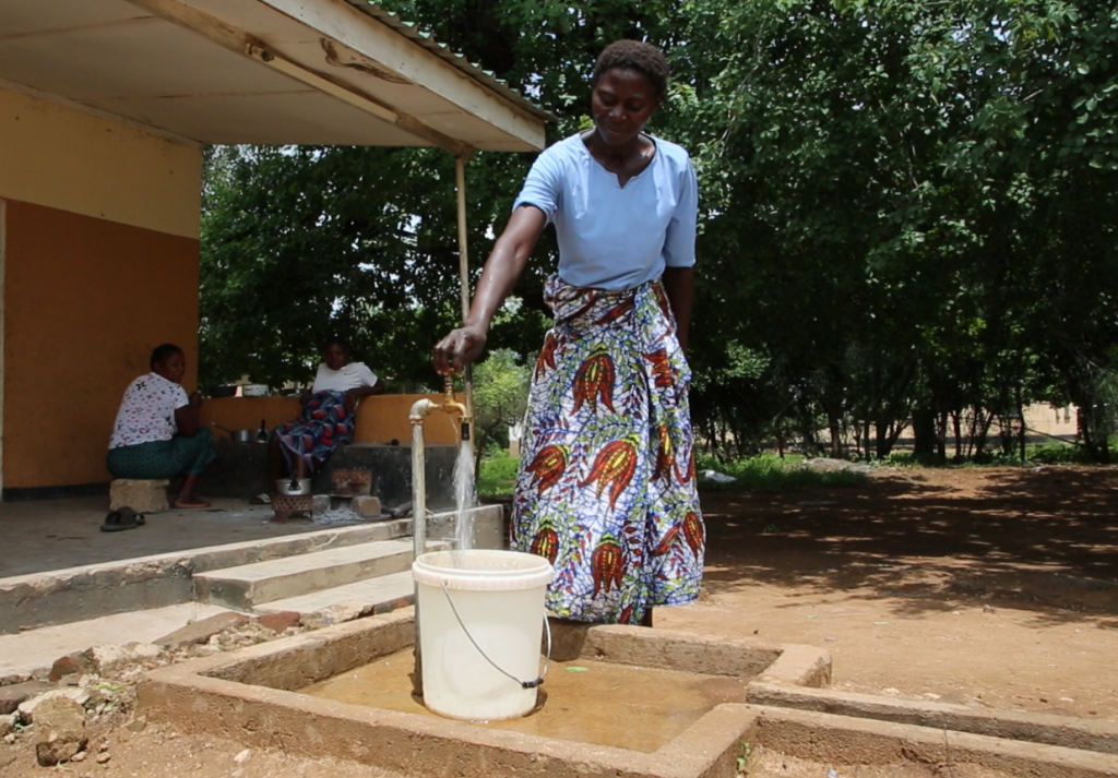 A water supply system at the Sinzaze Rural Health Facility. Photo: Oxfam